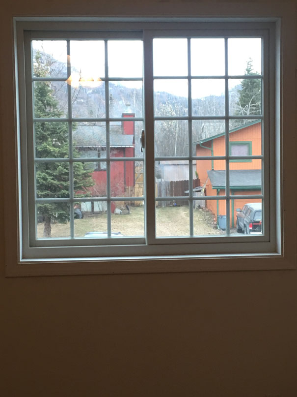 Gliding Windows Gliding Windows