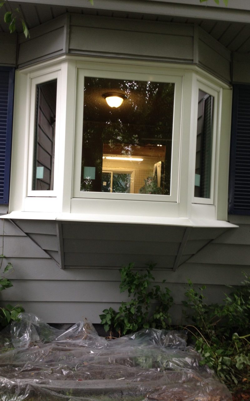 Renewal by Andersen of Alaska Bay Window Installation (1)